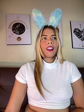 MiaSizzle online show from February 14, 2026, 7:47 pm