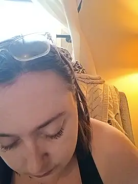 Snapshot of pinkcheetah12 chatting on February 11, 2026, 5:46 pm pinkcheetah12 online show from February 11, 2026, 5:46 pm