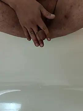 Mm7oon nek online show from June 19, 2026, 7:09 pm