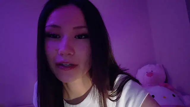 Snapshot of luvvivii chatting on January 13, 2026, 1:53 am luvvivii online show from January 13, 2026, 1:53 am