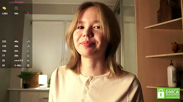 Snapshot of DollyAmrine chatting on December 19, 2025, 9:33 am DollyAmrine online show from December 19, 2025, 9:33 am