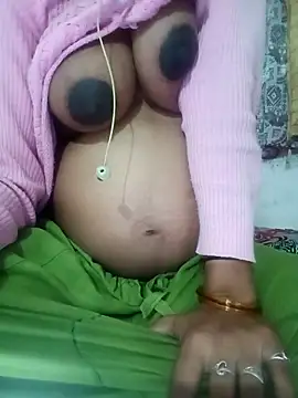 Snapshot of mantraverma chatting on December 23, 2025, 10:25 am mantraverma online show from December 23, 2025, 10:25 am