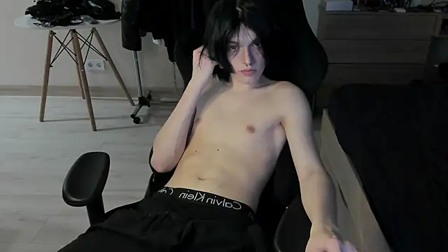 Snapshot of JohnGaliano chatting on May 16, 2026, 7:35 pm JohnGaliano online show from May 16, 2026, 7:35 pm