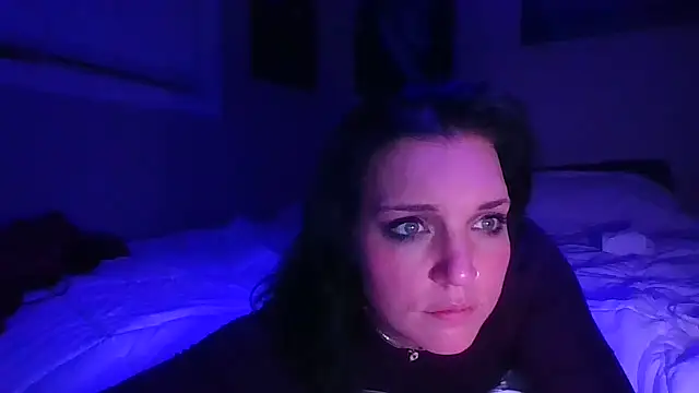 Snapshot of FJCamming chatting on December 20, 2025, 12:35 am FJCamming online show from December 20, 2025, 12:35 am