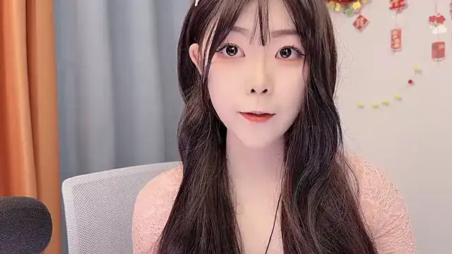 Snapshot of smalldaisy chatting on February 16, 2026, 1:59 am smalldaisy online show from February 16, 2026, 1:59 am