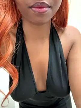 Snapshot of cassie_miller_velvet chatting on January 13, 2026, 9:35 am cassie miller velvet online show from January 13, 2026, 9:35 am