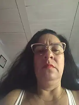 Snapshot of KiaraFoster chatting on May 21, 2026, 11:18 am KiaraFoster online show from May 21, 2026, 11:18 am