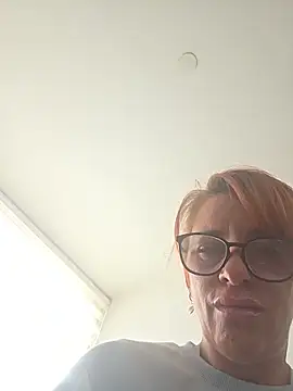 LaLynn online show from May 19, 2026, 12:12 pm