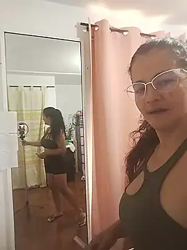 Sienna walker online show from January 8, 2026, 2:23 pm