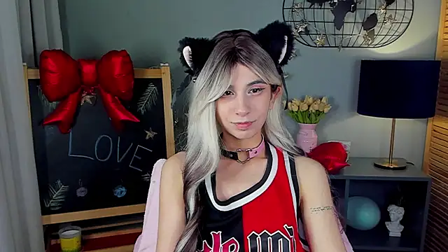 Snapshot of lesilos chatting on February 16, 2026, 1:26 am lesilos online show from February 16, 2026, 1:26 am