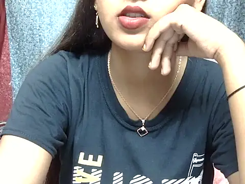 Snapshot of cute_Dirty_Diva chatting on May 2, 2026, 2:33 pm cute Dirty Diva online show from May 2, 2026, 2:33 pm