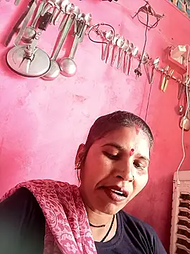 Snapshot of Rakhi_cut chatting on January 19, 2026, 10:19 am Rakhi cut online show from January 19, 2026, 10:19 am