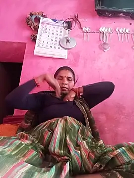 Snapshot of Rakhi_cut chatting on May 17, 2026, 1:00 pm Rakhi cut online show from May 17, 2026, 1:00 pm