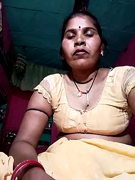Snapshot of Rakhi_cut chatting on February 22, 2026, 3:57 pm Rakhi cut online show from February 22, 2026, 3:57 pm