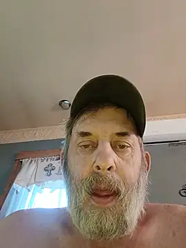 Snapshot of FragrantToe529 chatting on May 13, 2026, 2:13 pm FragrantToe529 online show from May 13, 2026, 2:13 pm