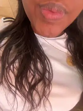 Snapshot of amorasecy chatting on June 21, 2026, 4:13 pm amorasecy online show from June 21, 2026, 4:13 pm