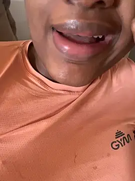 Snapshot of amorasecy chatting on July 18, 2026, 11:30 am amorasecy online show from July 18, 2026, 11:30 am