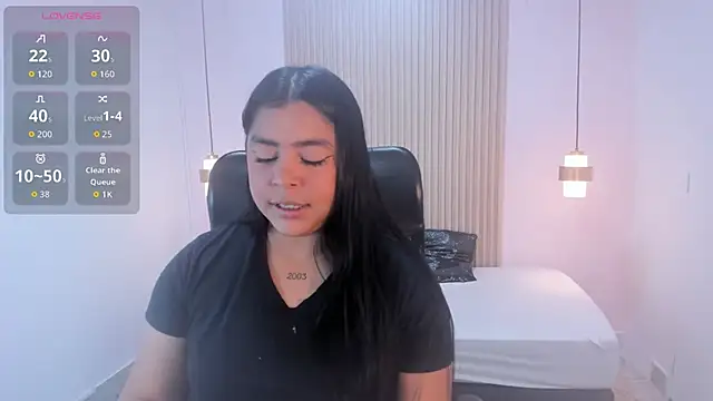 Snapshot of CelesteMoon5 chatting on December 22, 2025, 8:09 pm CelesteMoon5 online show from December 22, 2025, 8:09 pm