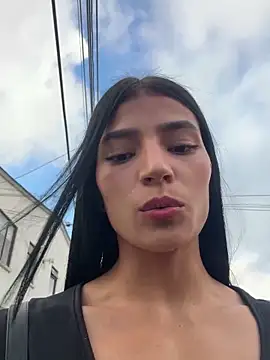 Ema Rose  online show from December 21, 2025, 10:10 pm