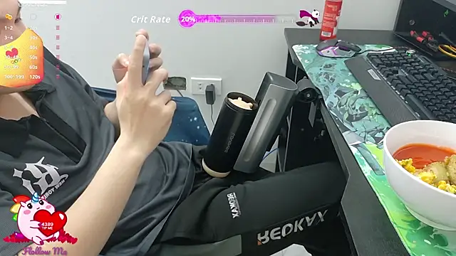 Snapshot of -_kur_- chatting on February 15, 2026, 3:44 pm - kur - online show from February 15, 2026, 3:44 pm