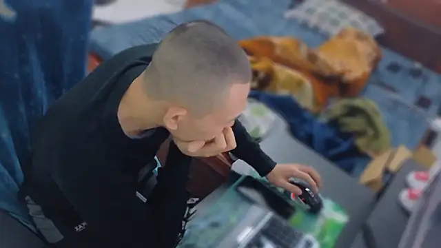 Snapshot of -_kur_- chatting on January 9, 2026, 1:07 pm - kur - online show from January 9, 2026, 1:07 pm