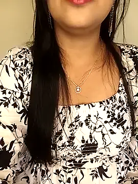 Snapshot of Deshi_bhabhi143 chatting on April 21, 2026, 3:57 am Deshi bhabhi143 online show from April 21, 2026, 3:57 am