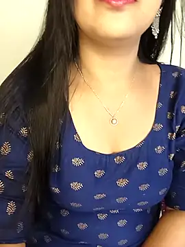 Snapshot of Deshi_bhabhi143 chatting on May 10, 2026, 5:33 am Deshi bhabhi143 online show from May 10, 2026, 5:33 am