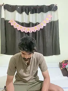 Jennifferrose online show from January 15, 2026, 6:22 pm