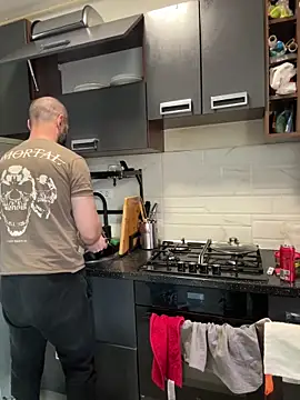 DamonSalvatore2 online show from March 11, 2026, 3:39 pm