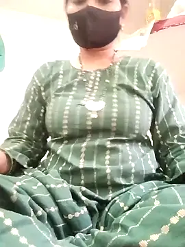 ritu7755 online show from April 9, 2026, 6:19 am