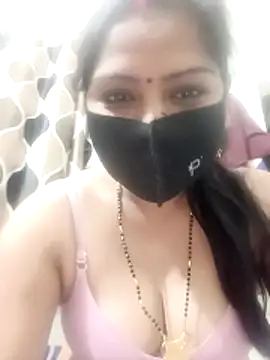 ritu7755 online show from March 18, 2026, 4:08 pm