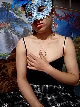 Snapshot of -Lovely-y chatting on May 6, 2026, 12:03 am -Lovely-y online show from May 6, 2026, 12:03 am