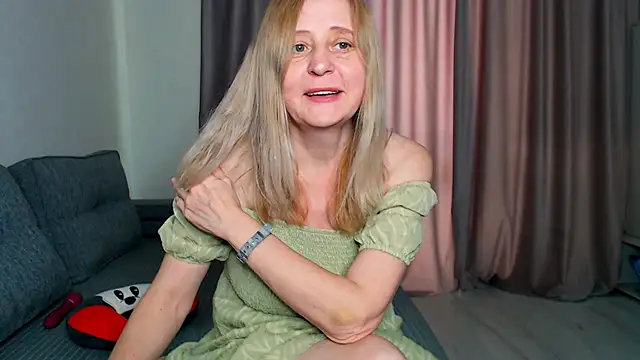 MiLenaMilf online show from March 19, 2026, 6:57 am