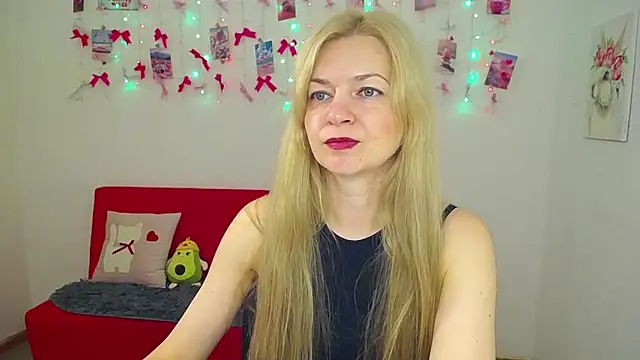 Snapshot of MelissaTyler chatting on May 9, 2026, 5:22 am MelissaTyler online show from May 9, 2026, 5:22 am