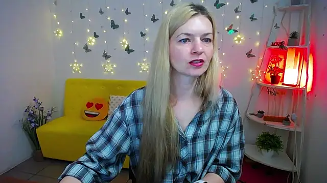 Snapshot of MelissaTyler chatting on April 29, 2026, 11:47 am MelissaTyler online show from April 29, 2026, 11:47 am
