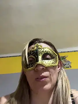 SexyMamiVee online show from February 21, 2026, 5:48 pm