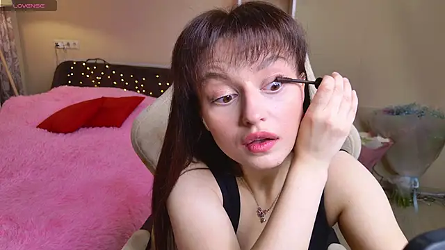 Mirellune online show from January 6, 2026, 7:12 am