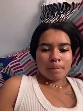 Chloe cortes online show from May 12, 2026, 12:22 pm