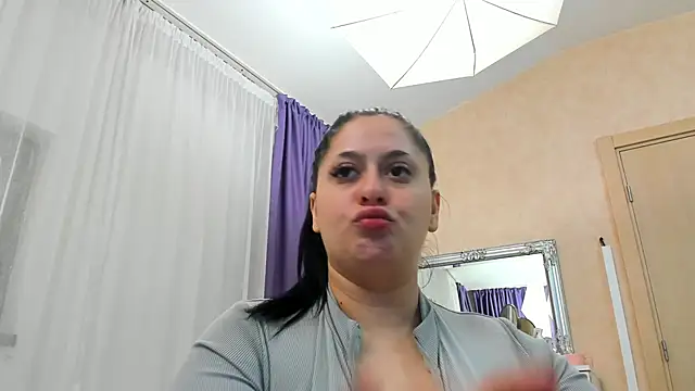 NayaNoirX online show from March 26, 2026, 6:00 am