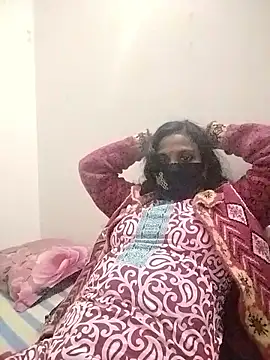 Hot Sweety02 online show from January 18, 2026, 1:25 pm