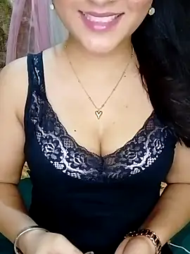 Saumyy online show from April 28, 2026, 5:06 pm