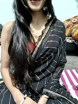 Snapshot of Yours-Zeenat chatting on February 18, 2026, 8:33 am Yours-Zeenat online show from February 18, 2026, 8:33 am