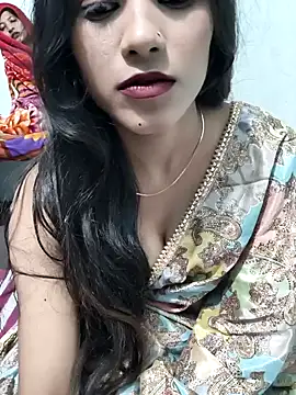 Snapshot of Yours-Zeenat chatting on February 1, 2026, 2:15 pm Yours-Zeenat online show from February 1, 2026, 2:15 pm