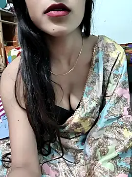 Snapshot of Yours-Zeenat chatting on February 2, 2026, 6:34 am Yours-Zeenat online show from February 2, 2026, 6:34 am