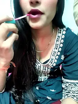 Snapshot of Yours-Zeenat chatting on January 8, 2026, 6:14 pm Yours-Zeenat online show from January 8, 2026, 6:14 pm