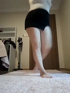 Snapshot of tutku01show chatting on February 7, 2026, 10:29 pm tutku01show online show from February 7, 2026, 10:29 pm