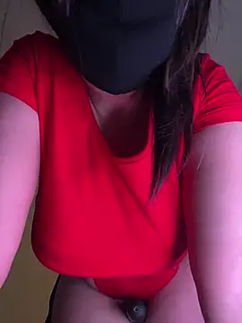 Inaa-Love online show from January 13, 2026, 1:09 am