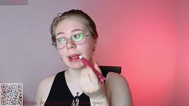 Snapshot of starsonthesky chatting on February 23, 2026, 8:48 am starsonthesky online show from February 23, 2026, 8:48 am