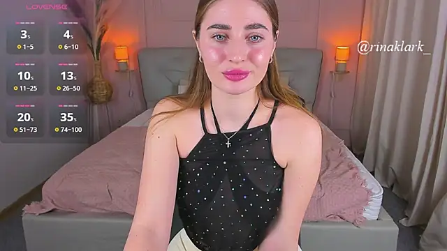 Snapshot of RinaKlark chatting on February 20, 2026, 5:37 pm RinaKlark online show from February 20, 2026, 5:37 pm