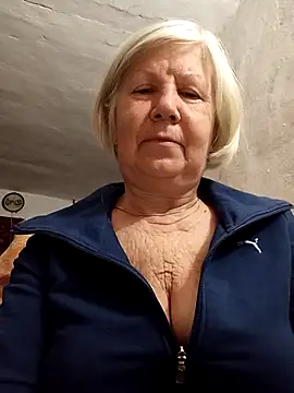 Snapshot of KlaudiaDarling chatting on January 31, 2026, 11:36 pm KlaudiaDarling online show from January 31, 2026, 11:36 pm